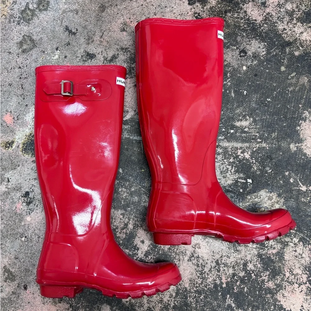 Hunter Original Glossy Tall Rain Boots in Military Red